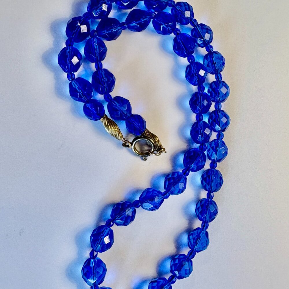 Vintage Faceted Cobalt Blue Glass Bead Necklace.